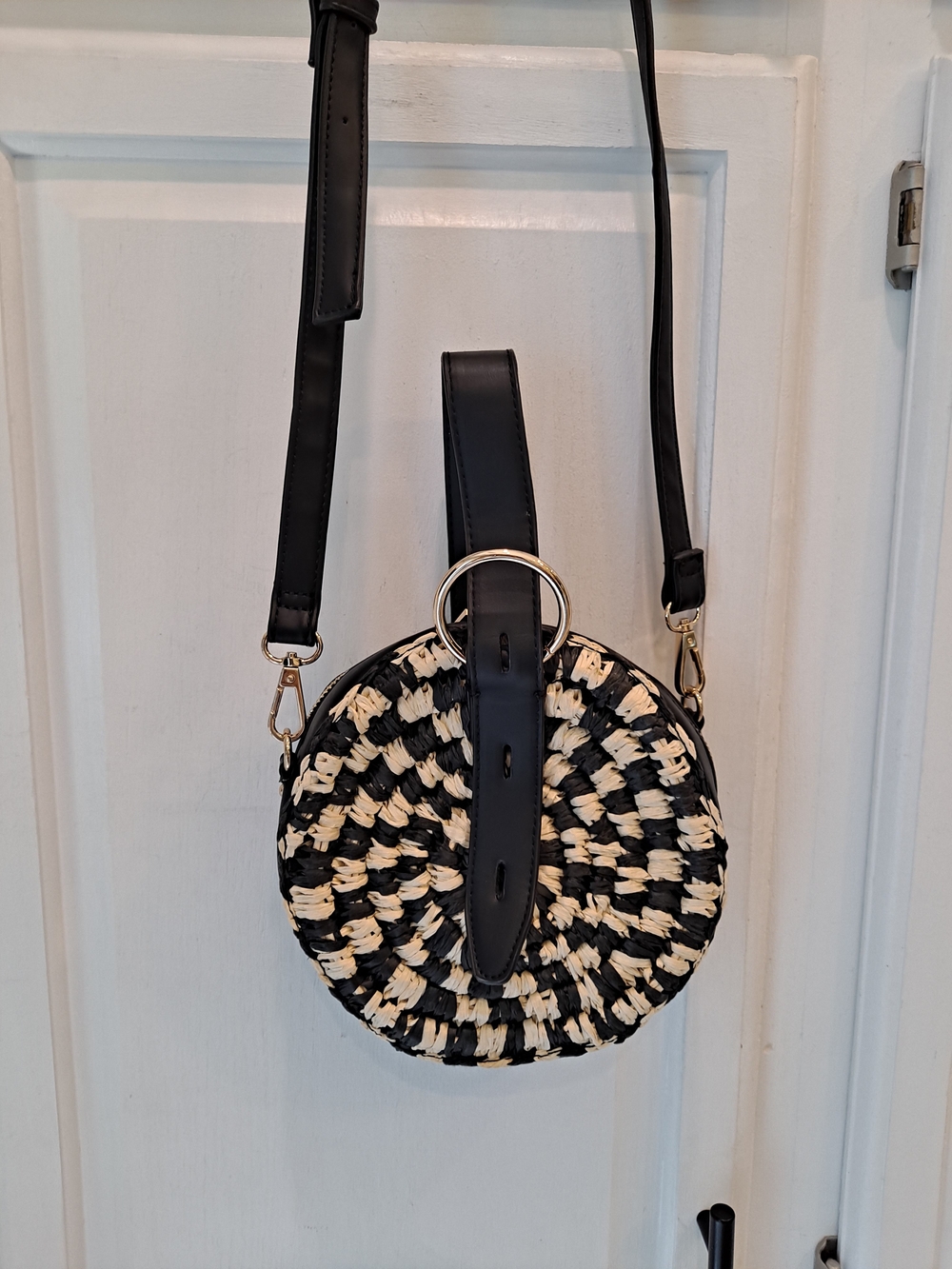 Est. 1946 Paper Straw Round Woven Crossbody Bag W/Black Faux Strap